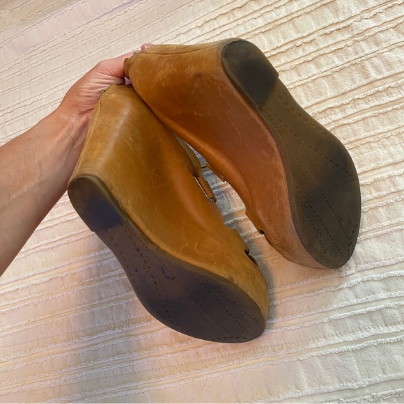 Dolce Vita Camel Wedges Size 6 - Picture 5 of 8